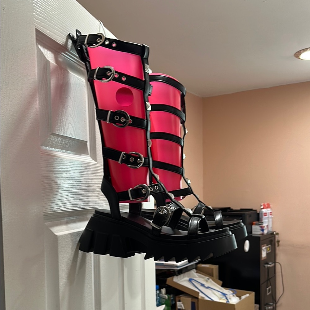 Black Men’s (Unisex) Gladiator Boots